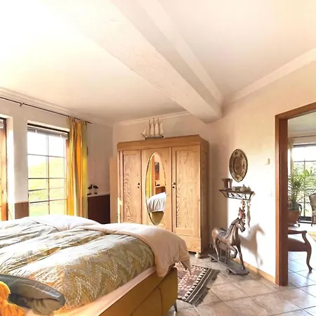 Koelliger Hirtenhaus Apartamento *